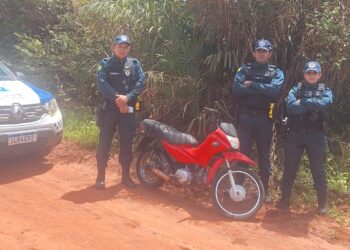 Polícia Militar apreende motocicleta com restrição de roubo em José de Freitas