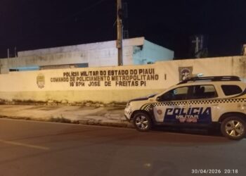 Operação integrada prende suspeitos de assaltos e apreende arma, dinheiro e motocicleta em José de Freitas (PI)