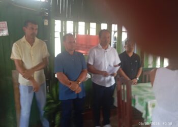 Prefeito Pedro Gomes propõe criação de centro comercial para comerciantes da Praça Ary Carvalho em José de Freitas