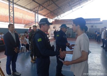 Jovens recebem certificados de dispensa do serviço militar em solenidade realizada em José de Freitas