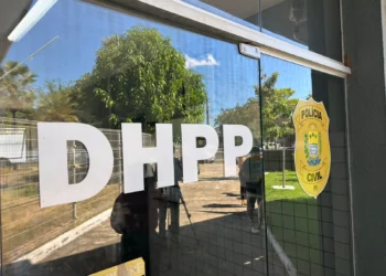 Trio é preso suspeito de participação em homicídio na Avenida Miguel Rosa, em Teresina