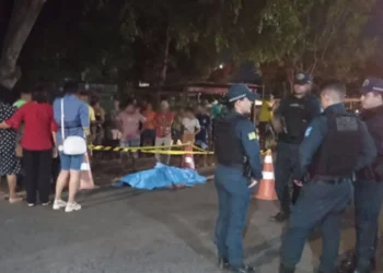 Acidente entre moto e carros deixa homem morto na zona Leste de Teresina