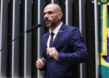 Comissão aprova pena específica para expulsão de moradores por facções criminosas