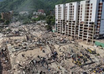 Número de mortos pelos terremotos na Venezuela sobe para 3.811