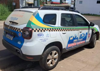 Filho é preso após ameaçar matar a mãe idosa e destruir parte da casa em José de Freitas