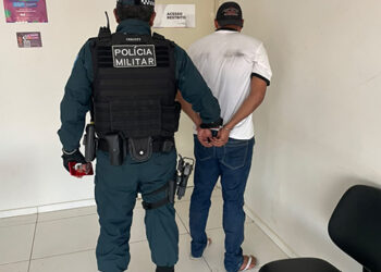 Homem é preso após descumprir medida protetiva e invadir casa da ex-companheira no Piauí