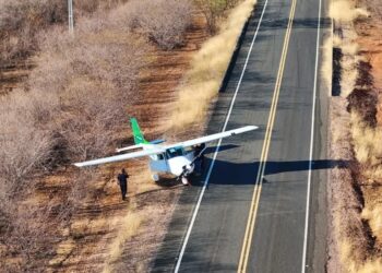 Avião faz pouso forçado em rodovia entre Jaicós e Campo Grande do Piauí após pane elétrica