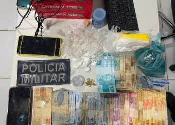 Ação da PM contra o tráfico termina com apreensão de cocaína e crack em Porto
