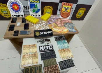 Operação da SSP-PI mobiliza mais de 100 policiais e mira tráfico de drogas em Teresina