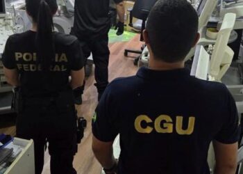PF cumpre 9 mandados em quatro cidades do Piauí durante operação contra fraudes na saúde