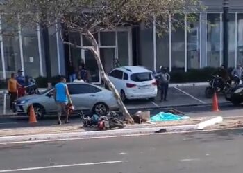 Motociclista de 26 anos morre após perder controle da moto e ser atingido por carro em Teresina