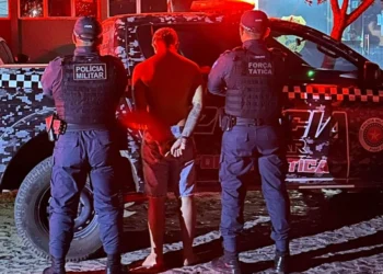 Adolescente é apreendido suspeito de atirar na cabeça da companheira após discussão em Piripiri