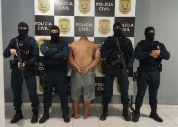Suspeito de homicídio e tráfico de drogas é preso após tentar fugir em Esperantina