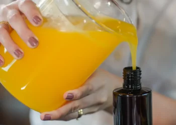 Anvisa: veja a lista de cosméticos que podem ter fabricação artesanal