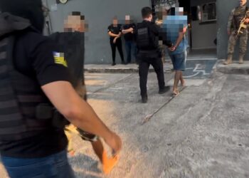 Operação prende quatro pessoas e apreende adolescente na zona Norte de Teresina