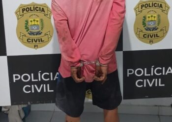 Homem é conduzido à delegacia após denúncia de violência doméstica em São João do Arraial